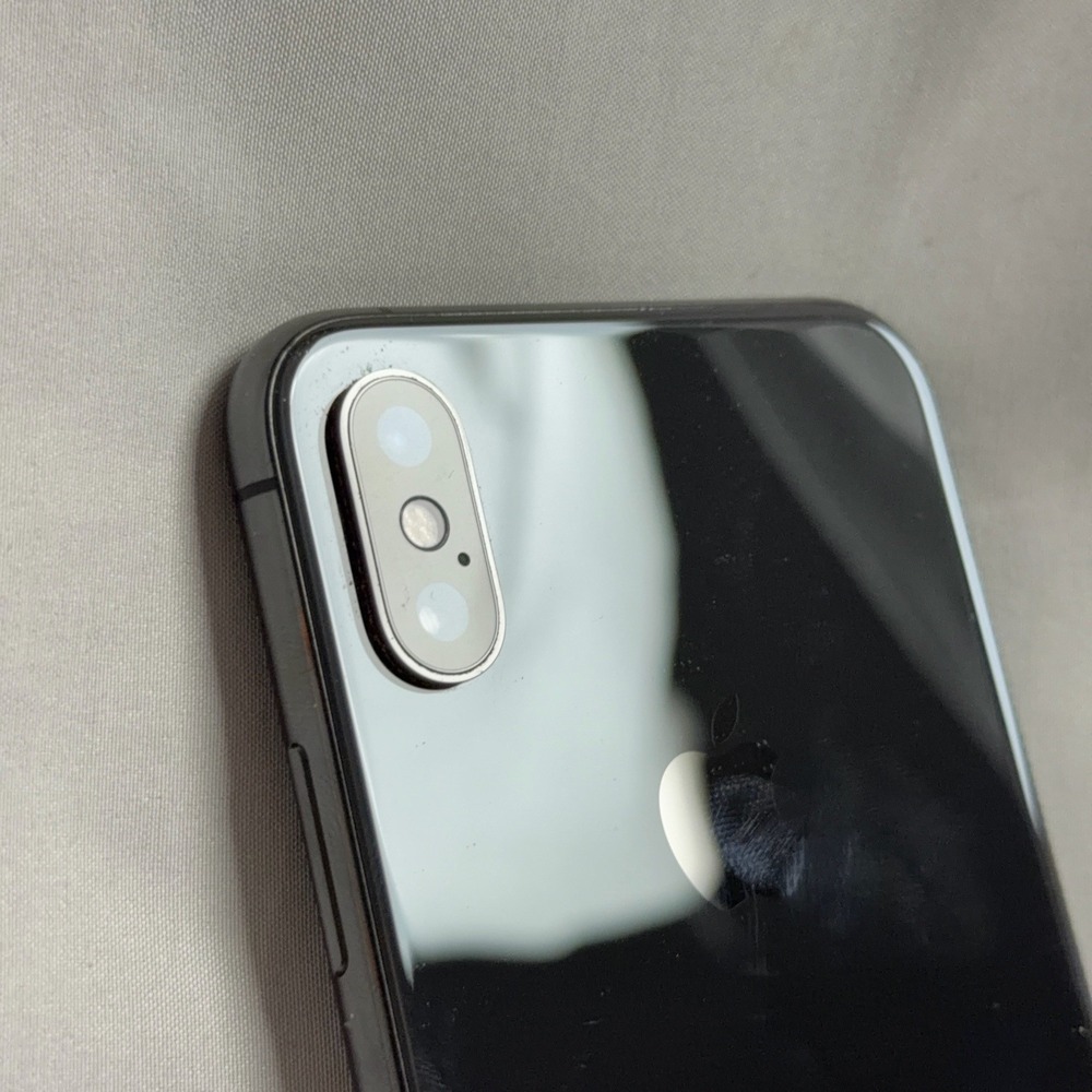 Apple iPhone XS Space Gray 256GB Factory Unlocked 73% Health - Good Condition - Picture 3 of 13